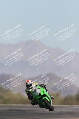 media/Oct-26-2025-Race Pace (Sun) [[c1447ca738]]/Non Verified (1st 20 Minutes of every Hour)/4-Turn 14 (1110am)/